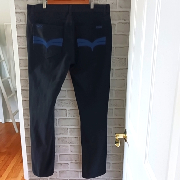 Jeanetix • Men's Black "Relaxed Fit" Embroidered Pocket Denim Jeans - Picture 3 of 16